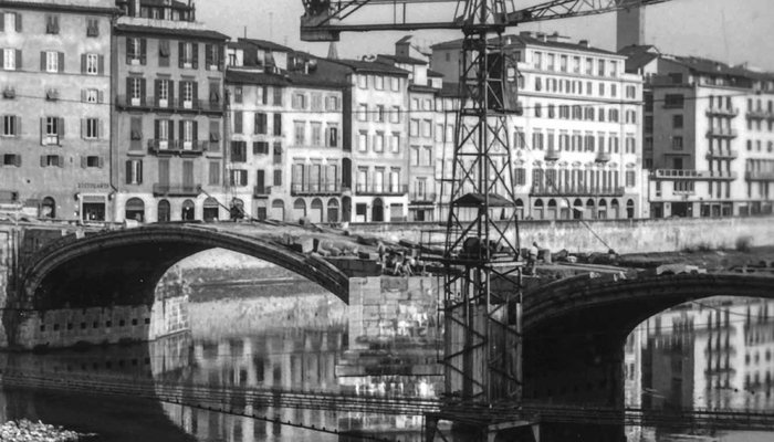 Firenze ferita e il ponte santa Trinita